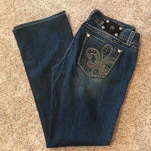 Size 31 Miss Me “Easy Boot” cut jeans.